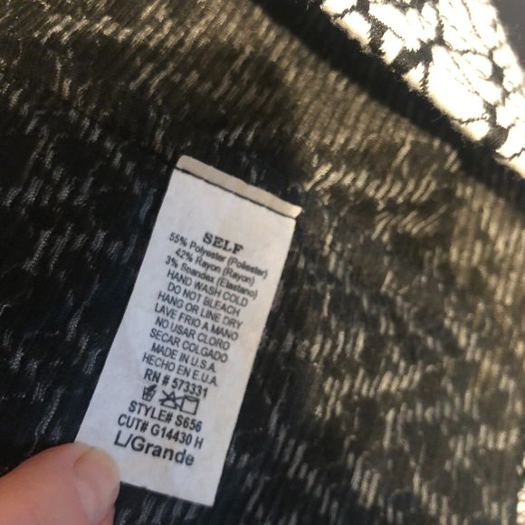 Le Lis Jacquard Pull-On Pencil Skirt - Picture 4 of 5